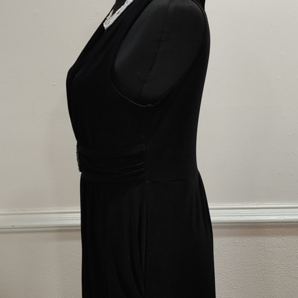 Long black dress - Picture 6 of 9